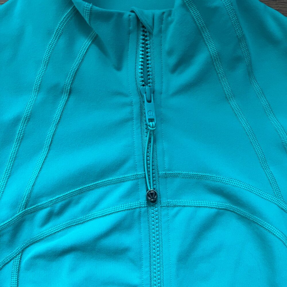 Lululemon Define Jacket Maldives Green RARE - Size 12 - Luon - Picture 6 of 9